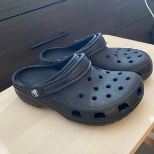 Black Crocs
